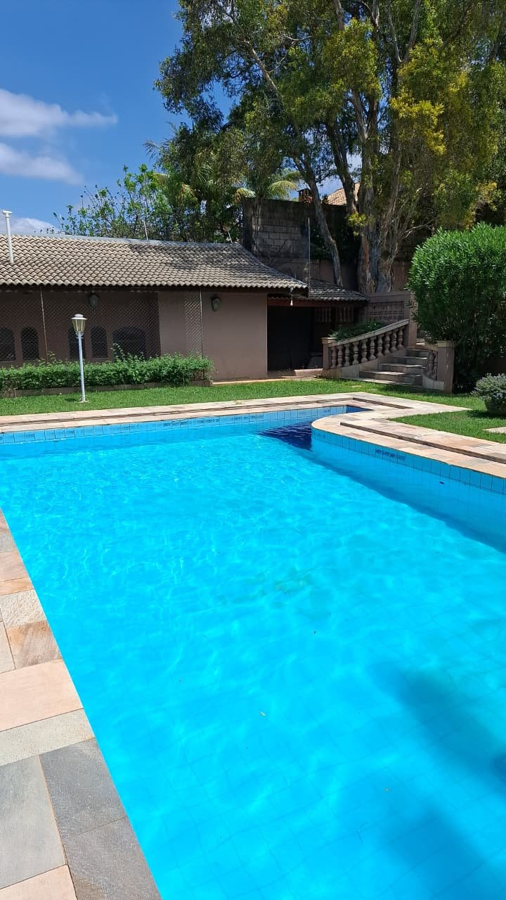 Piscina atendida pela Maremar