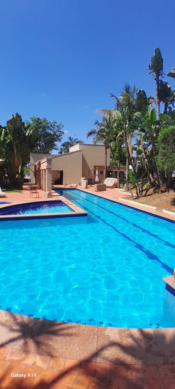 Piscina atendida pela Maremar