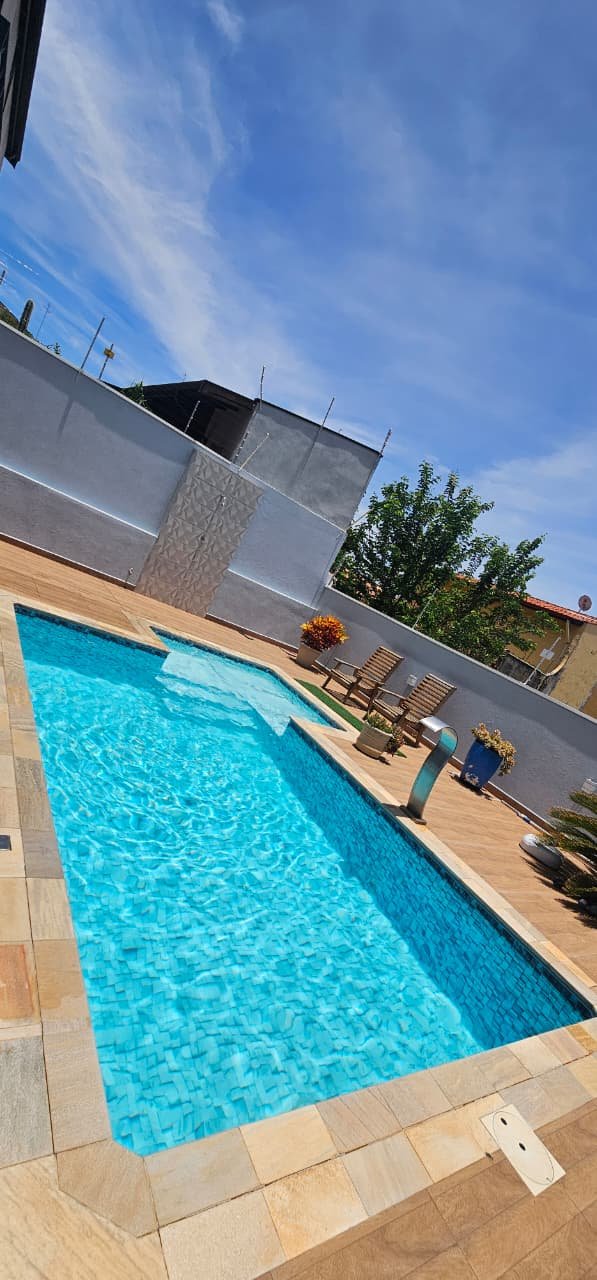 Piscina atendida pela Maremar
